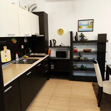 Dom-el Real 3 - Apartment *