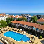 Apartamento Dom-el Real 3 - *