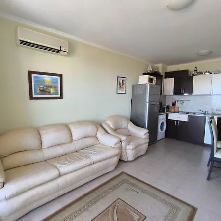 Apartment Dom-el Real 3 - *