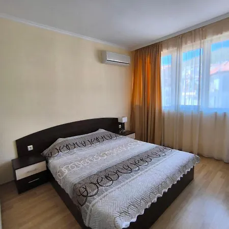 Dom-el Real 3 - *