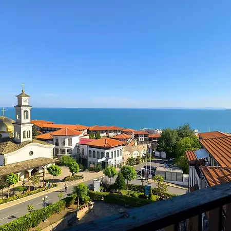 Apartment Dom-el Real 3 -