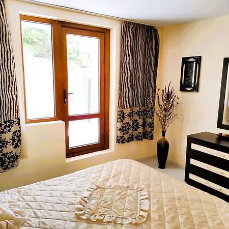 Dom-el Real 3 - Apartment *