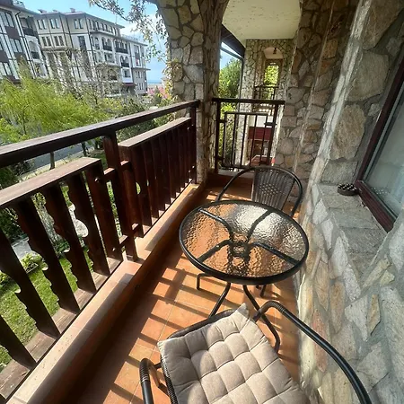 Dom-el Real 3 - Apartment